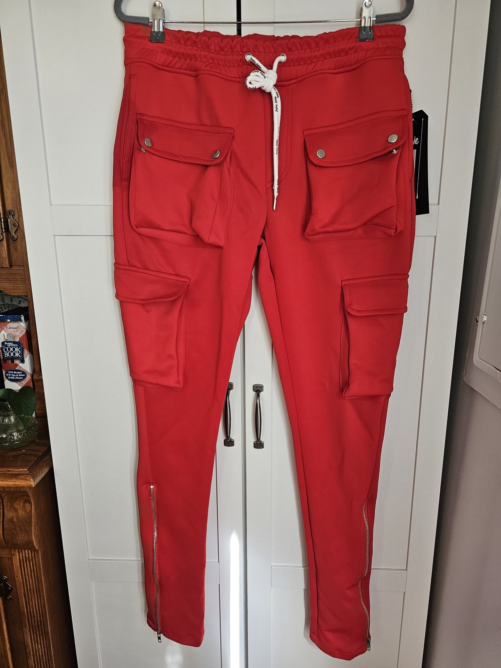 NWT Motive Denim Red Stacked Cargo Track Pants Sweatpants Zipper Ankle Men's S